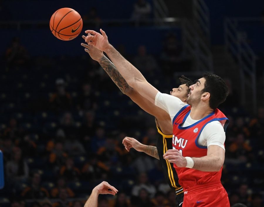 NCAA Basketball: Southern Methodist at Pittsburgh