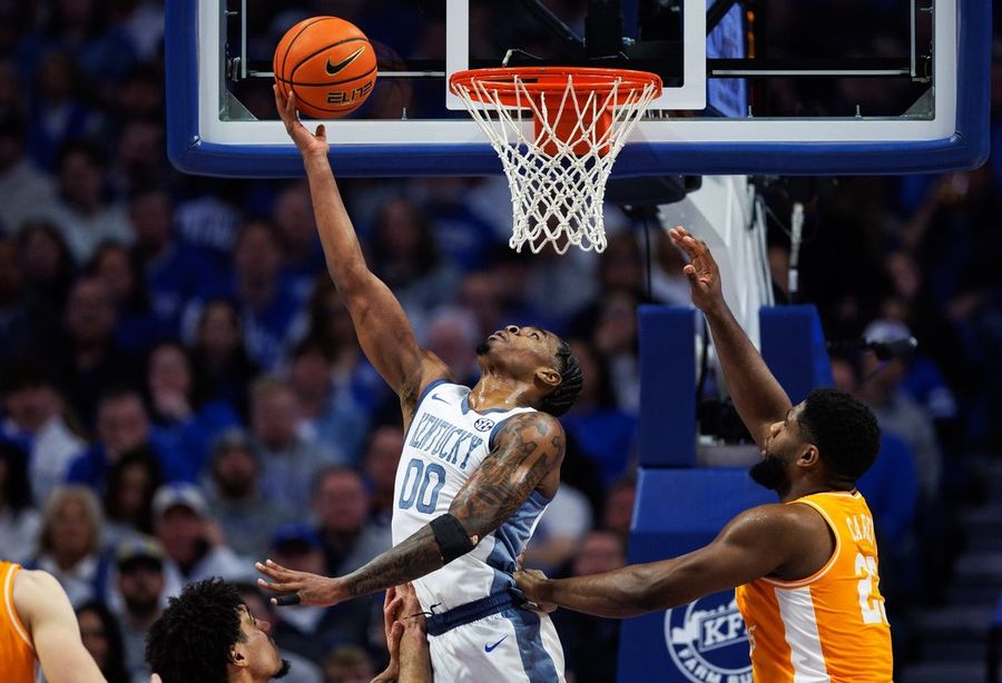 NCAA Basketball: Tennessee at Kentucky