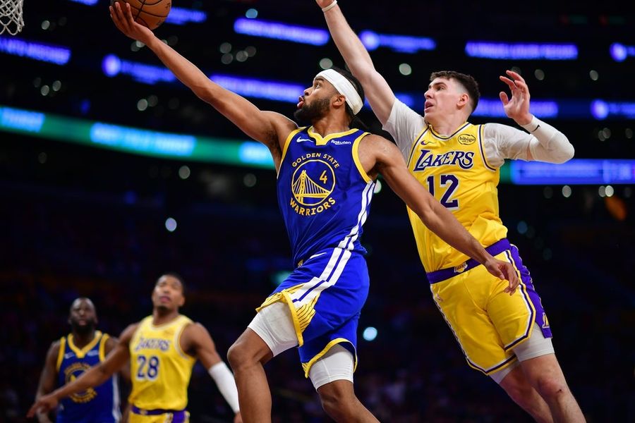 Lakers, Warriors jockeying for position in crowded Western Conference