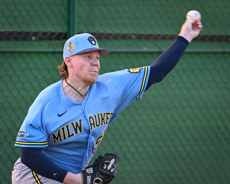 Brewers LHP Rob Zastryzny (trapezius) back on injured list
