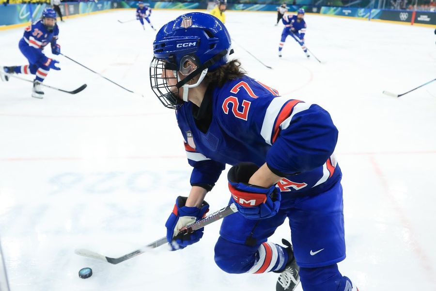Olympics: Ice Hockey-Women Semifinal- USA-SWE