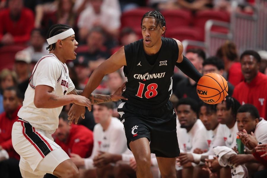 Cincinnati chasing bounce-back effort vs. Oklahoma State