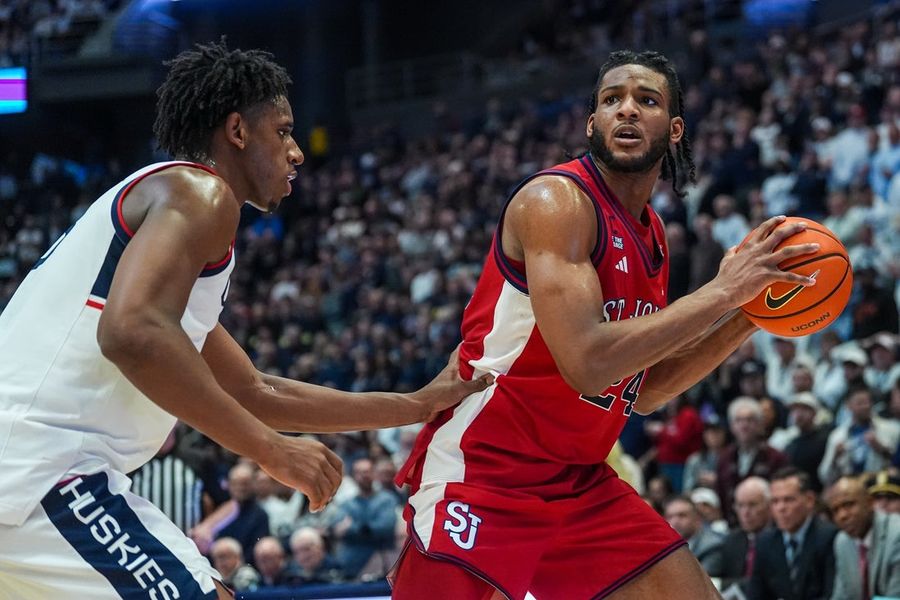 NCAA Basketball: Saint John of Connecticut