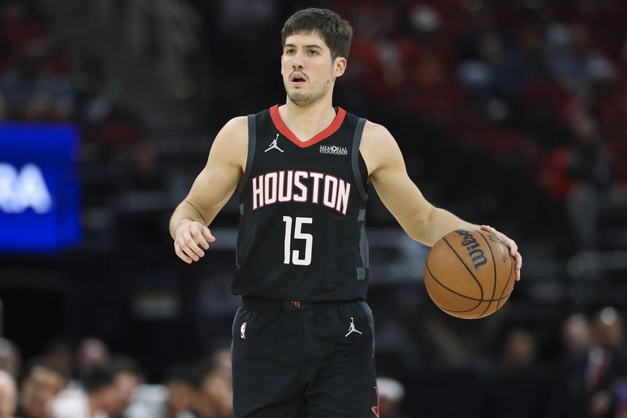 Streaking Reed Sheppard leads Rockets into matchup with Heat