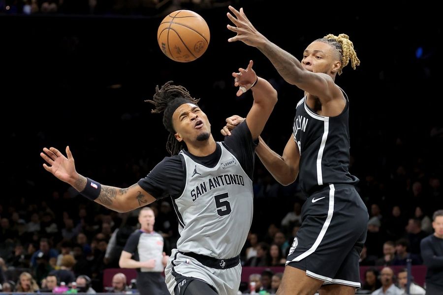 NBA: San Antonio Spurs at Brooklyn Nets