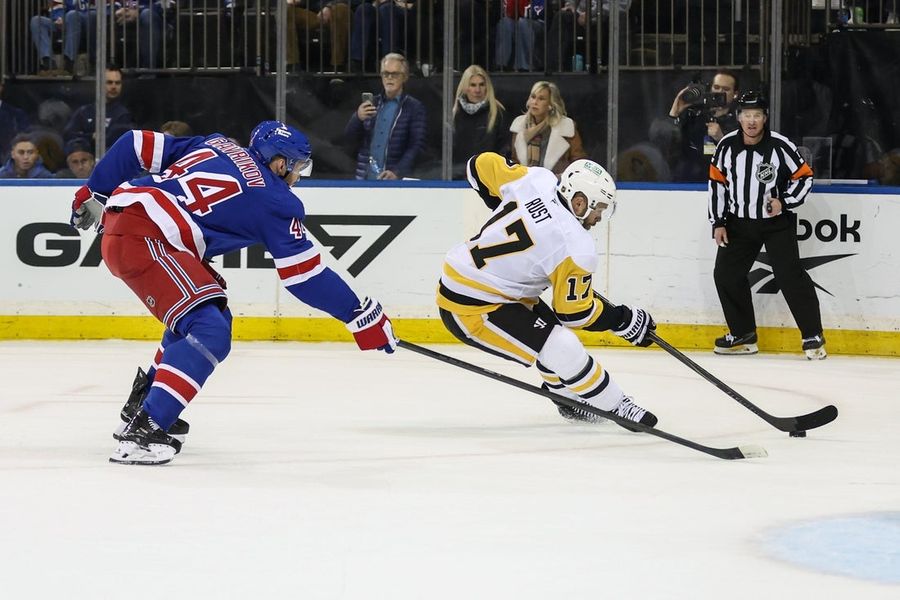 NHL: Pittsburgh Penguins at New York Rangers
