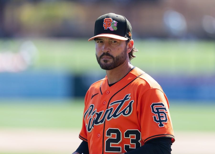 Giants' college-to-majors manager faces Yankees in debut 