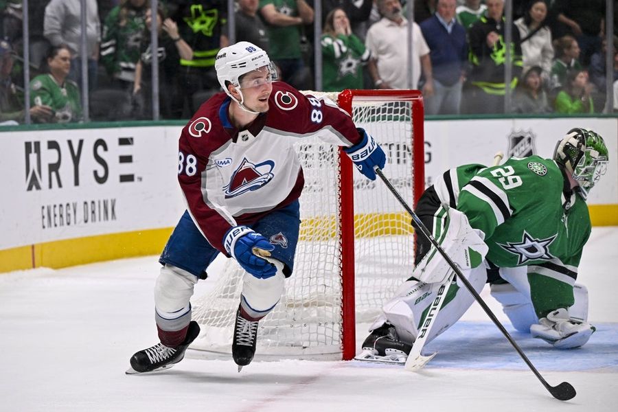 NHL: Colorado Avalanche at Dallas Stars
