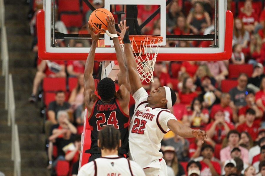 Deadspin | Stanford holds on late to knock off NC State