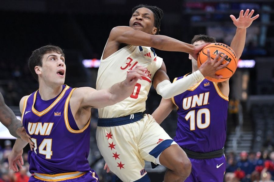 NCAA Basketball: Missouri Valley Conference Tournament Championship: Northern Iowa vs. UIC.