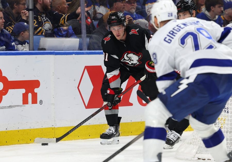 NHL: Tampa Bay Lightning at Buffalo Sabers