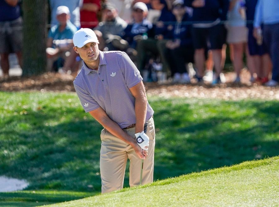 Ludvig Aberg holes 2 eagles to surge to top of Players leaderboard