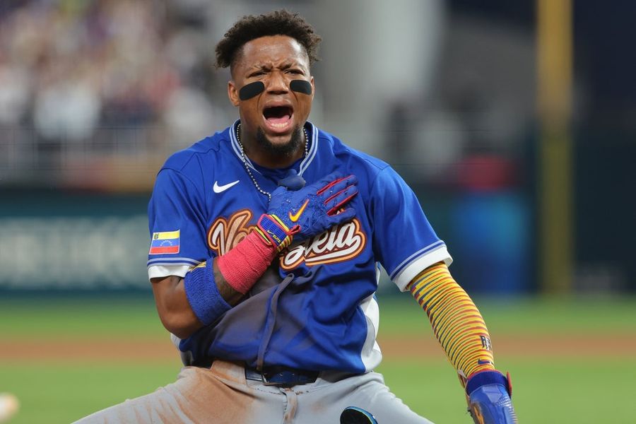 Deadspin | Venezuela overtakes Italy, sets up WBC final vs. USA