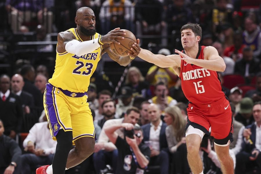 NBA: Los Angeles Lakers at Houston Rockets