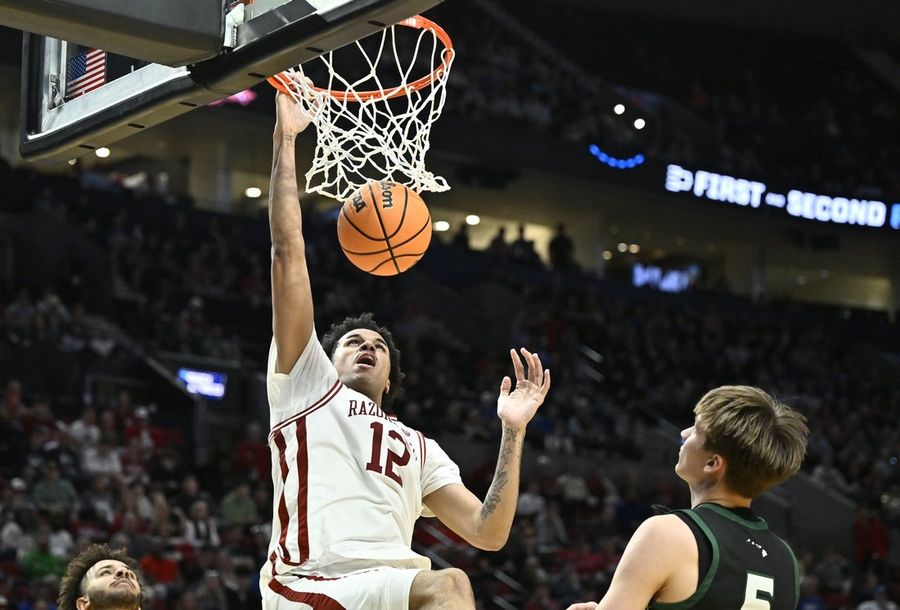 NCAA Basketball: NCAA Tournament First Round-Hawaii at Arkansas