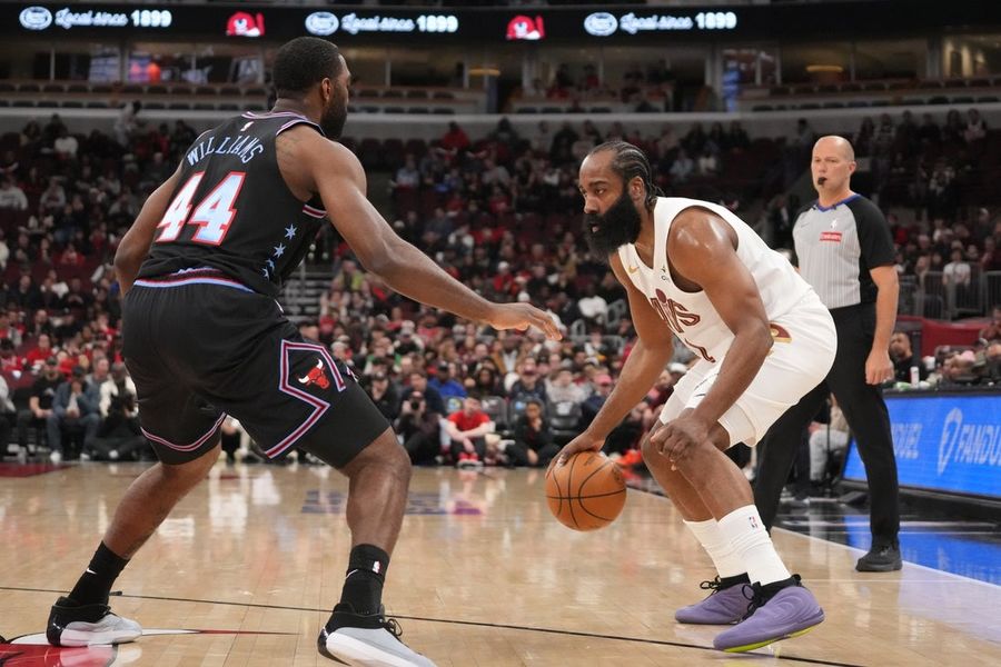 NBA: Cleveland Cavaliers at Chicago Bulls