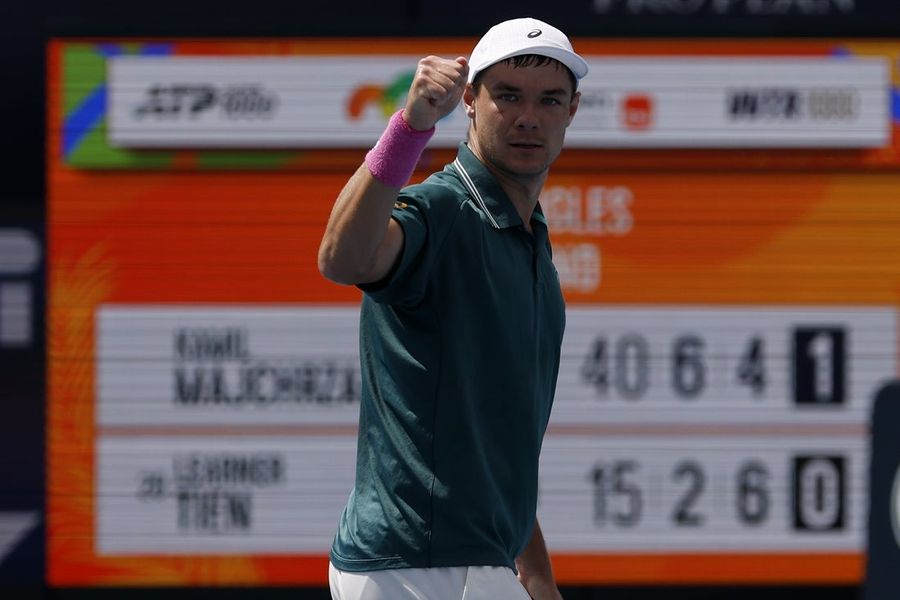 ATP roundup: Kamil Majchrzak notches upset to reach Libema semis