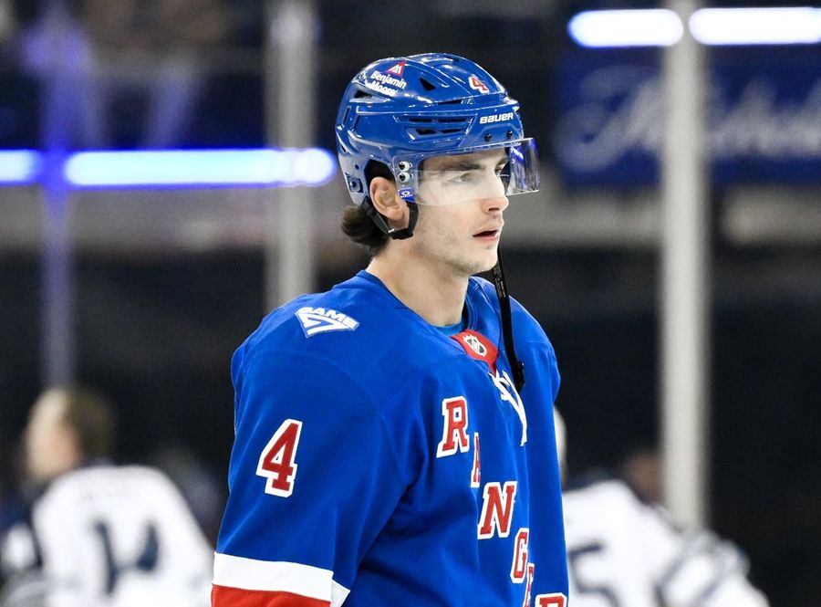D Braden Schneider y los Rangers llegan a un acuerdo para un contrato de 1 año.