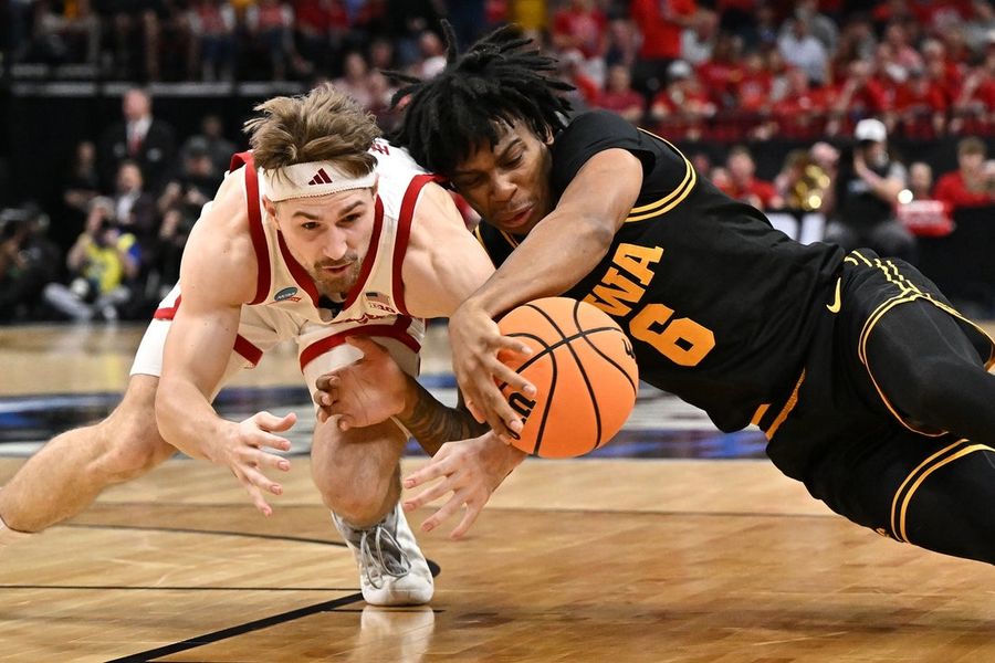 NCAA Basketball: NCAA Tournament Sweet Sixteen-South Regional-Iowa at Nebraska
