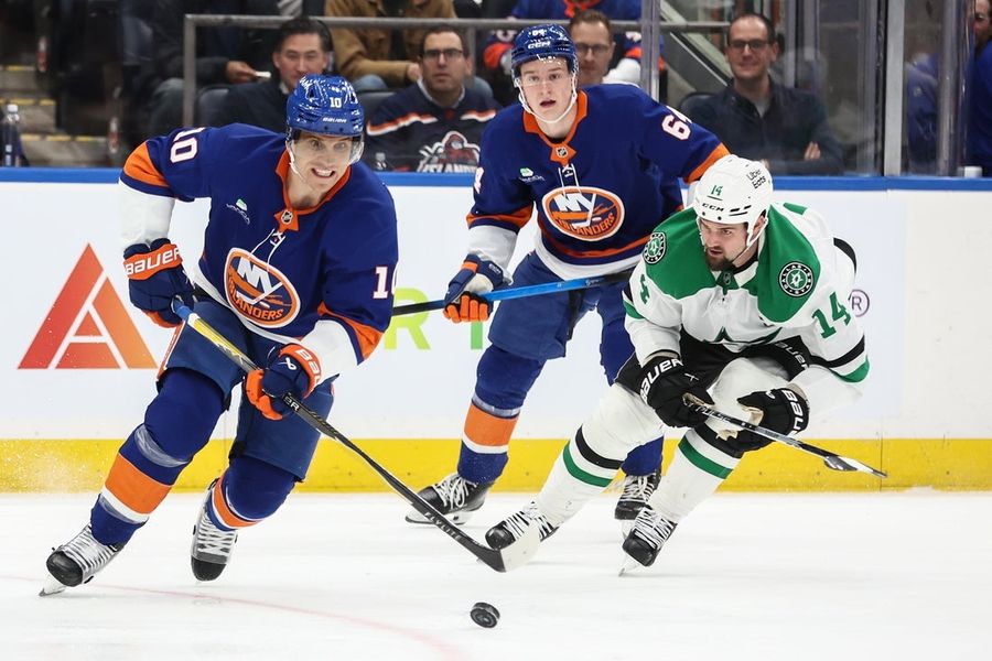 Los Islanders, ansiosos por clasificar a los playoffs, consiguen una victoria crucial sobre los Stars, que atraviesan un mal momento.