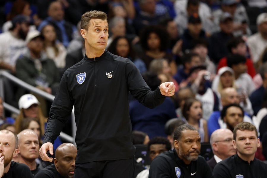 Top-10 recruit F Asa Montgomery commits to Duke