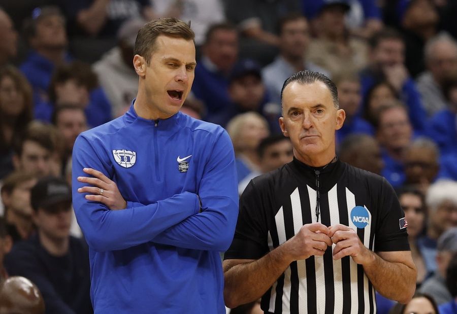 Reports: Duke-Michigan game canceled over broadcast dispute