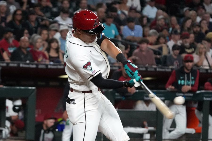 El debut de José Fernández con dos jonrones impulsa la remontada de los Diamondbacks contra los Tigers.
