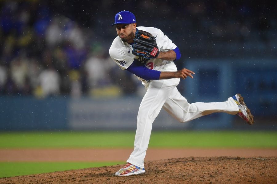El lanzador derecho de los Dodgers, Edwin Díaz (cirugía de codo), estará fuera hasta la segunda mitad.