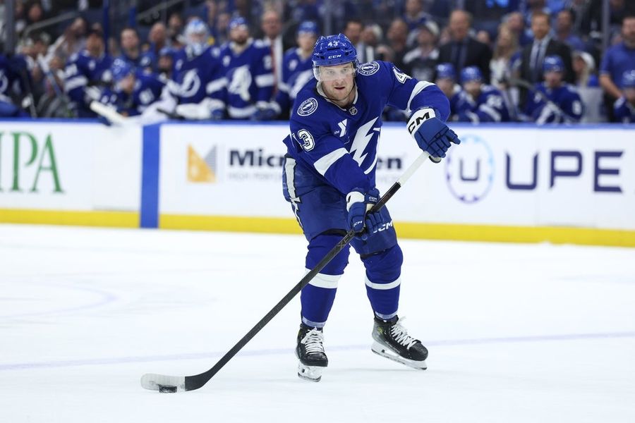 Deadspin | Darren Raddysh sets franchise record, as Lightning topple Bruins