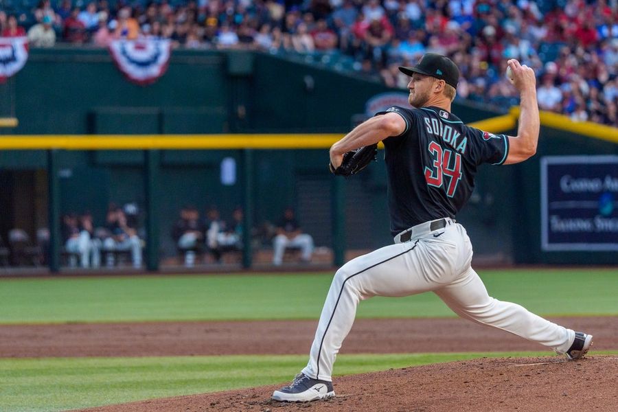 Michael Soroka's strong outing gets Diamondbacks past Braves