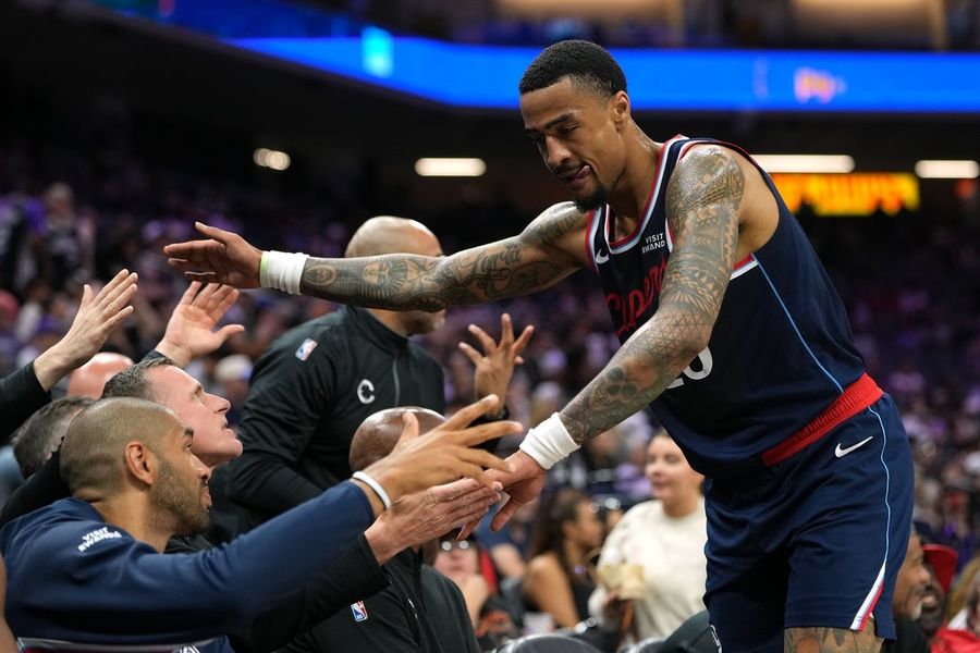 Report: F John Collins signing 3-year, $51M deal with Pistons