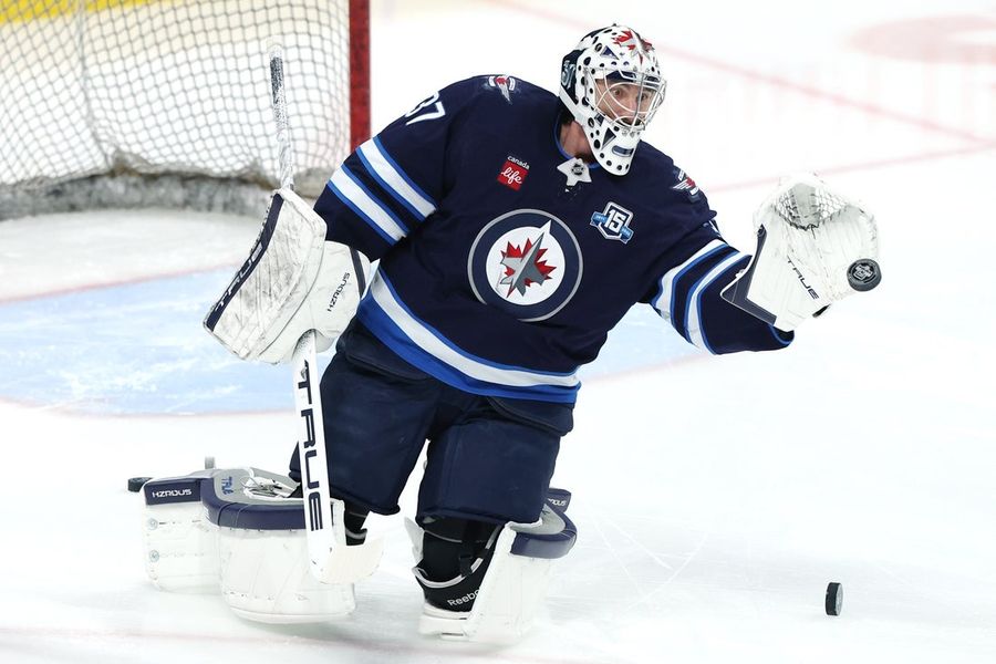 Connor Hellebuyck trade adds intrigue as Devils visit Stars