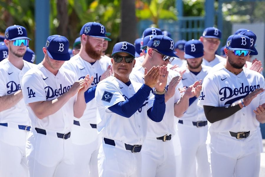Dodgers still No. 1 after deadline, but deferred deals could take toll