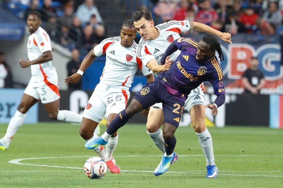 MLS: LA Galaxy at FC Dallas