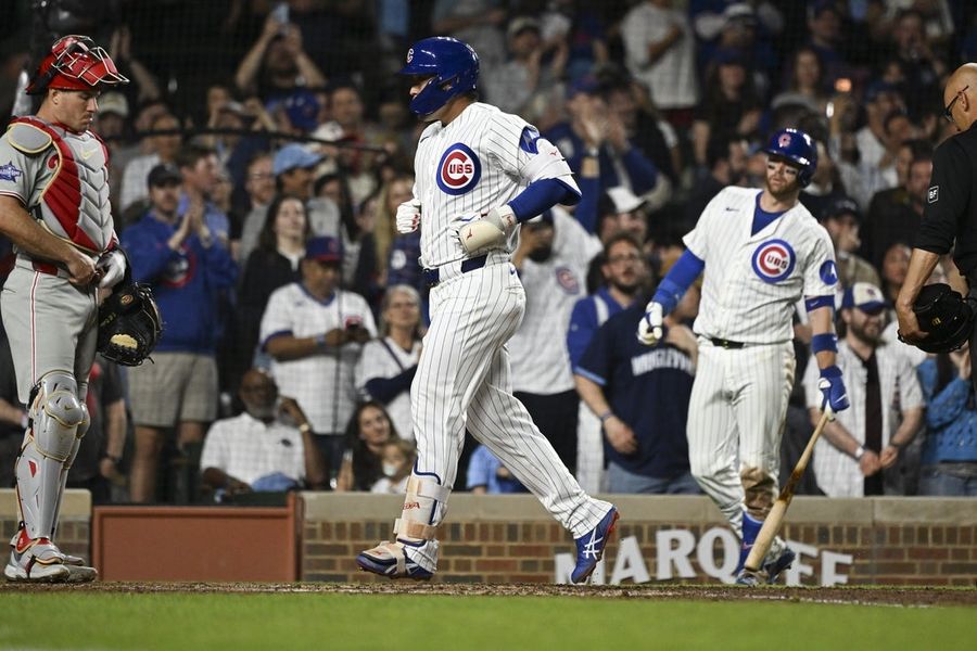 MLB roundup: Cubs score 7, win 7th straight as Phils' skid hits 7