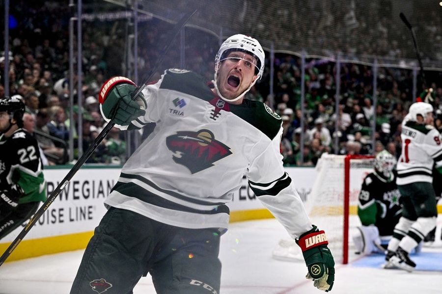 Wild sign F Michael McCarron to 6-year contract