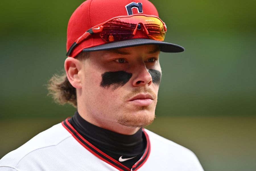 Guardians' Travis Bazzana strives to heat up in finale vs. A's  