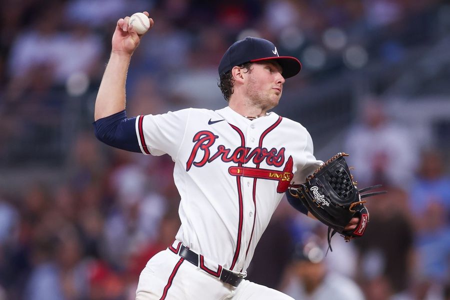 Os Braves, melhor time da MLB, lutam para garantir a série contra os Cubs, que estão em má fase.