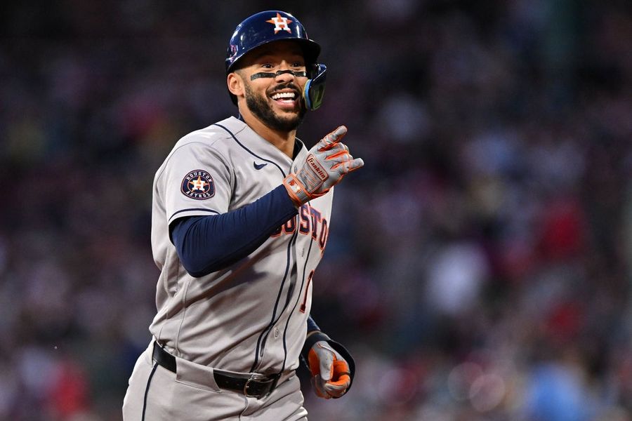 Astros' Carlos Correa (ankle surgery) not ruling out 2026 return