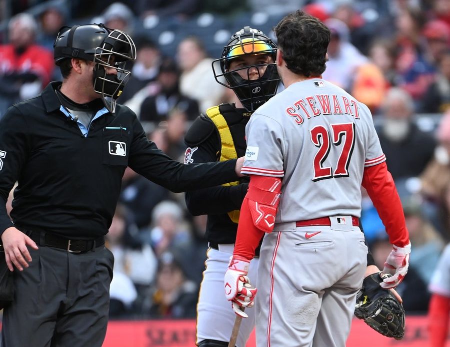 MLB: Cincinnati Reds at Pittsburgh Pirates