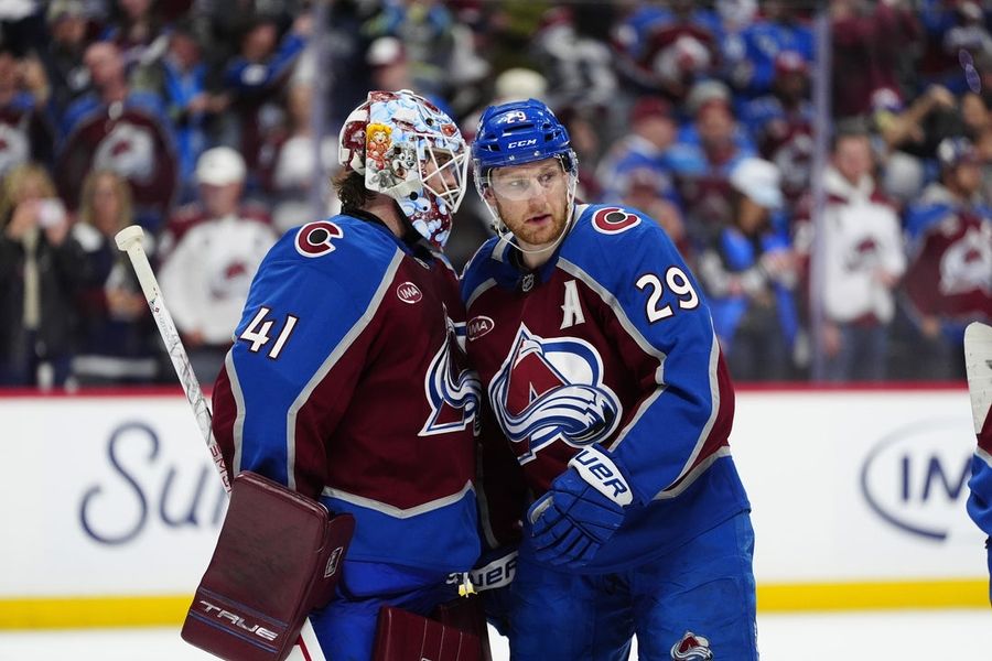 Avs look to keep scoring outburst going in Game 2 vs. Wild