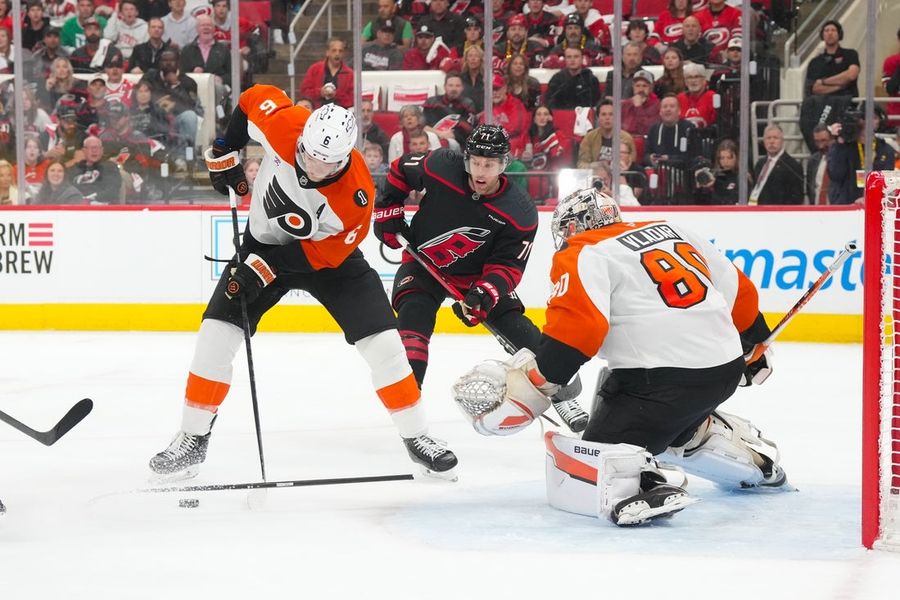 NHL: Stanley Cup Playoffs-Philadelphia Flyers at Carolina Hurricanes