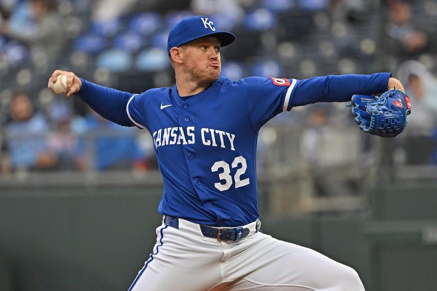 Royals' Stephen Kolek makes winning season debut against Guardians