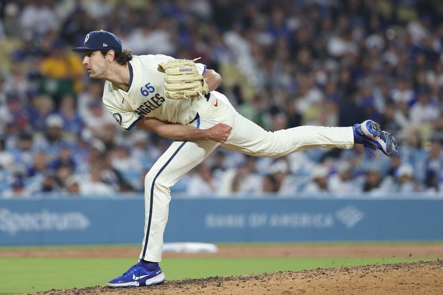 MLB: Atlanta Braves at Los Angeles Dodgers