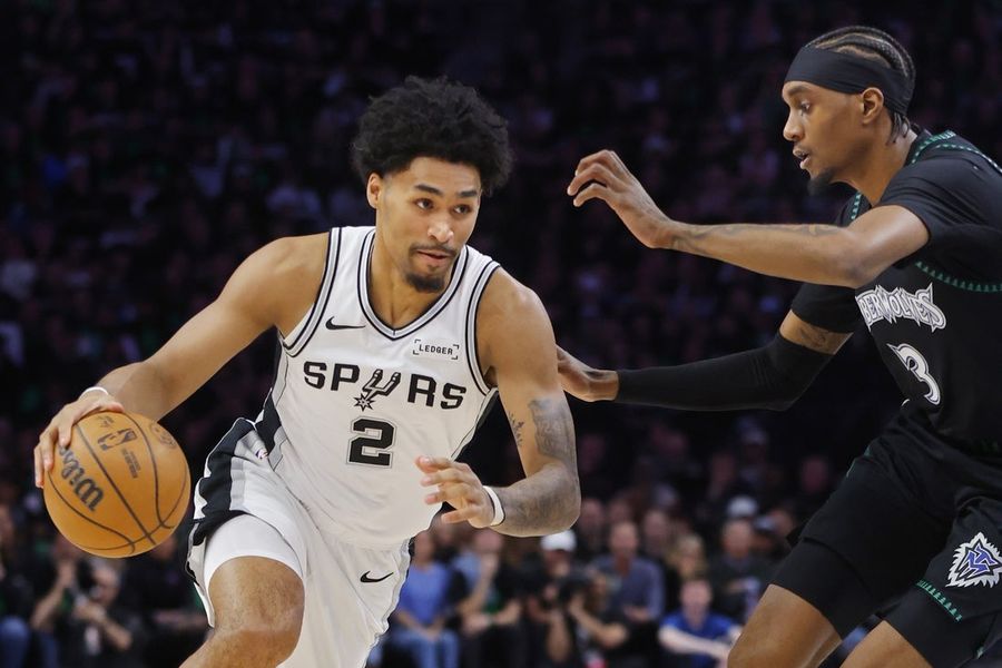 NBA: Playoffs-San Antonio Spurs at Minnesota Timberwolves