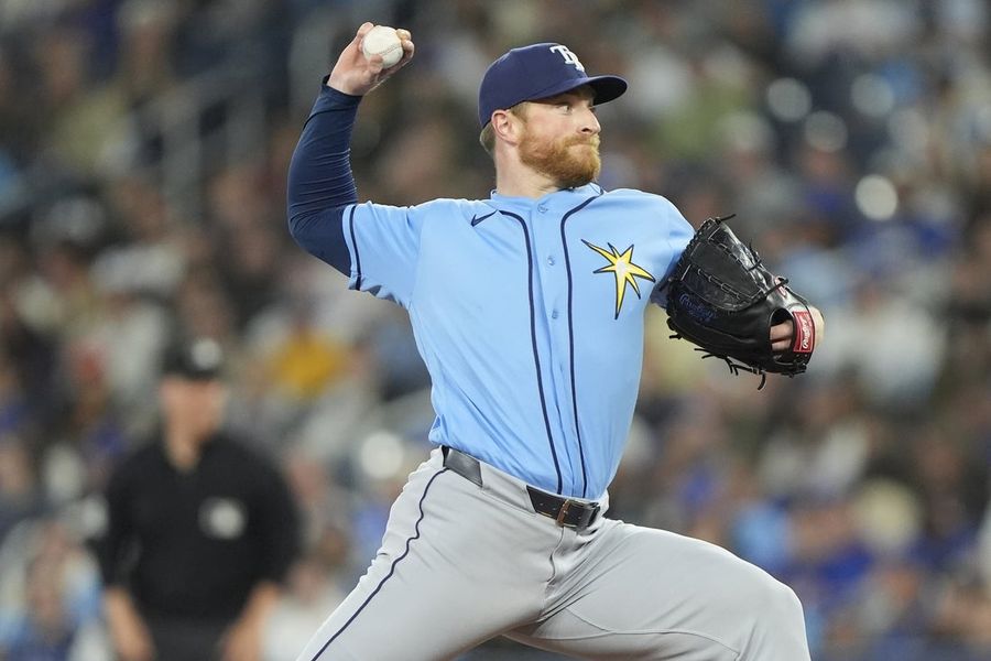 Dominante, mas não invicto, o arremessador destro dos Rays, Drew Rasmussen, enfrenta os Royals.