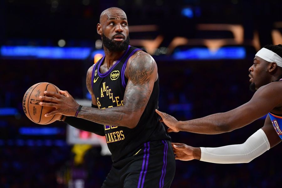 LeBron James: Es demasiado pronto para determinar los planes futuros.
