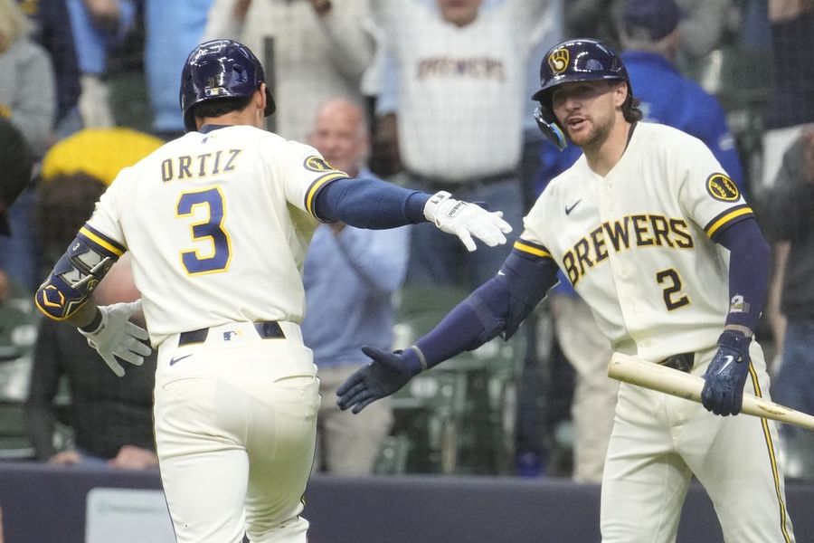 MLB: San Diego Padres at Milwaukee Brewers