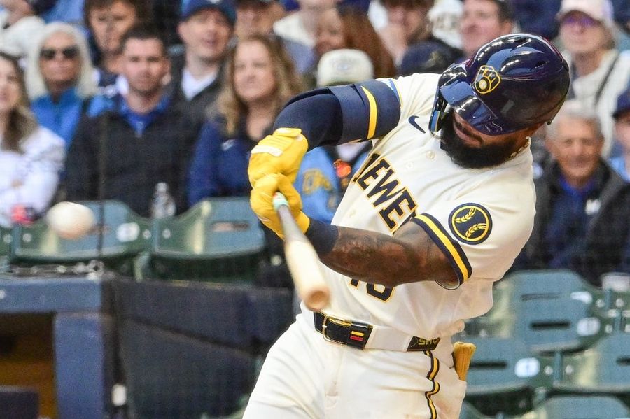 MLB: San Diego Padres at Milwaukee Brewers