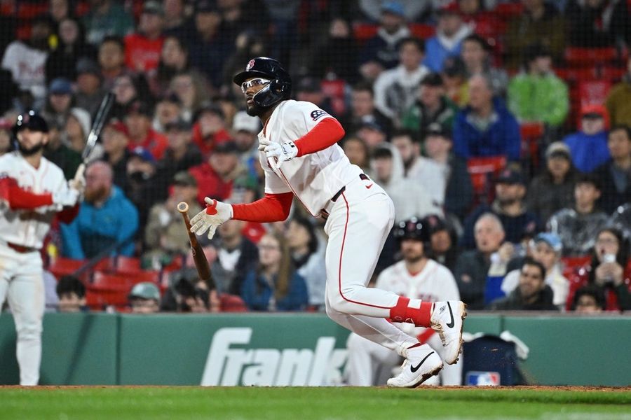 Con una ofensiva con dificultades, los Red Sox se preparan para el partido inaugural contra los Braves, líderes de la liga.